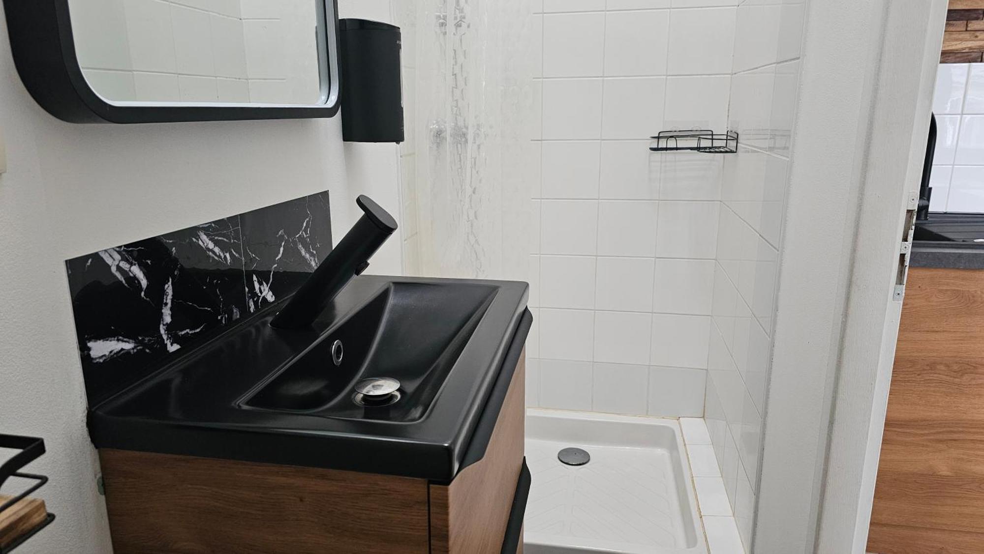 Bed To Rent - Maison Calme Avec Jacuzzi Sous Supplement 波尔多 外观 照片