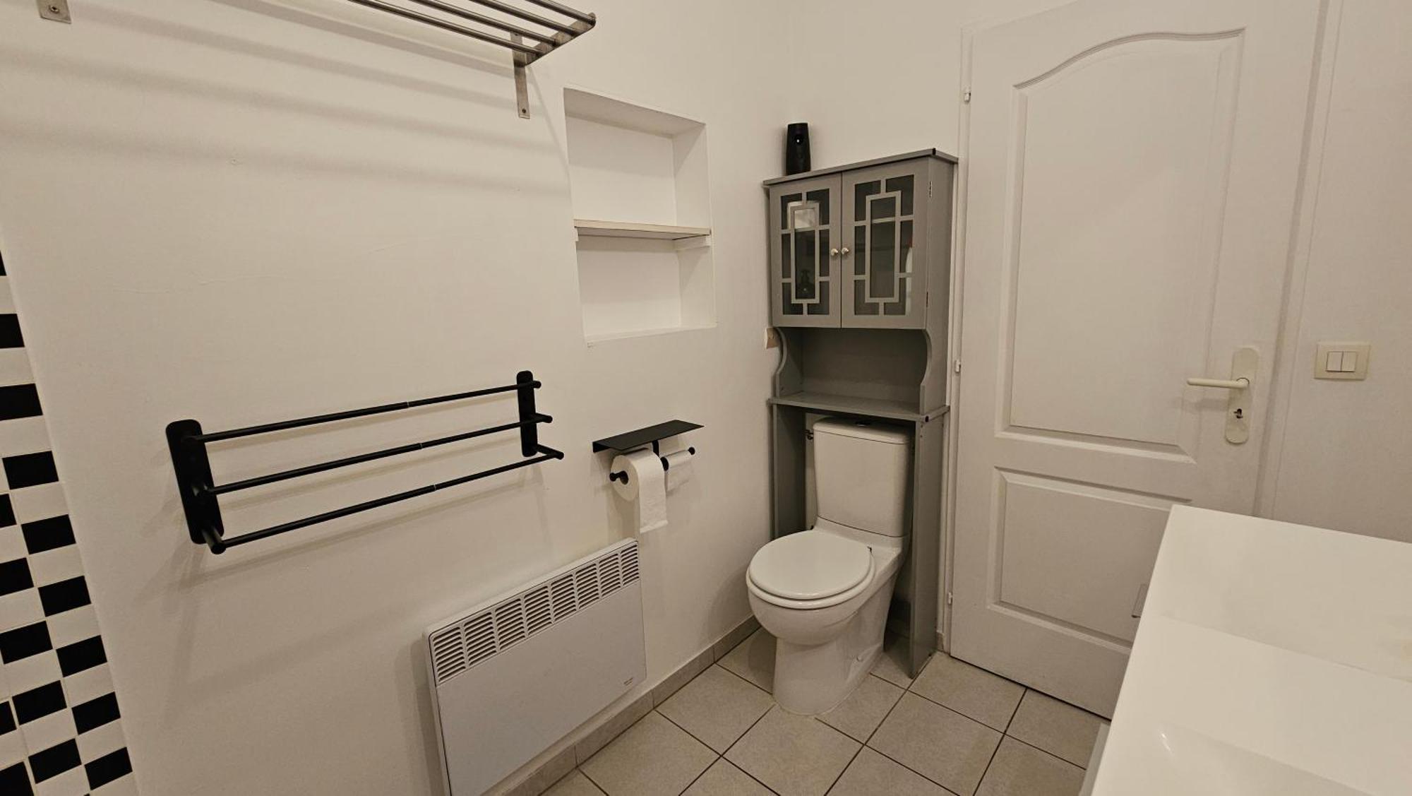 Bed To Rent - Maison Calme Avec Jacuzzi Sous Supplement 波尔多 外观 照片